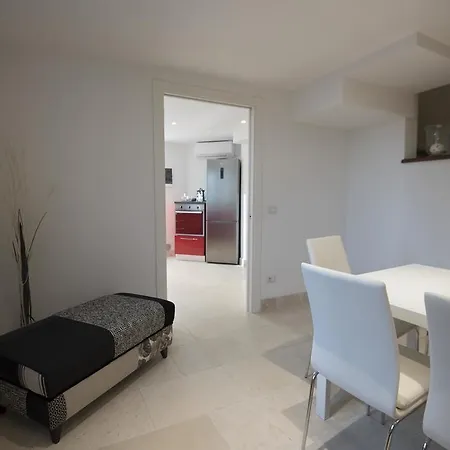 Luxury Terrace דירה